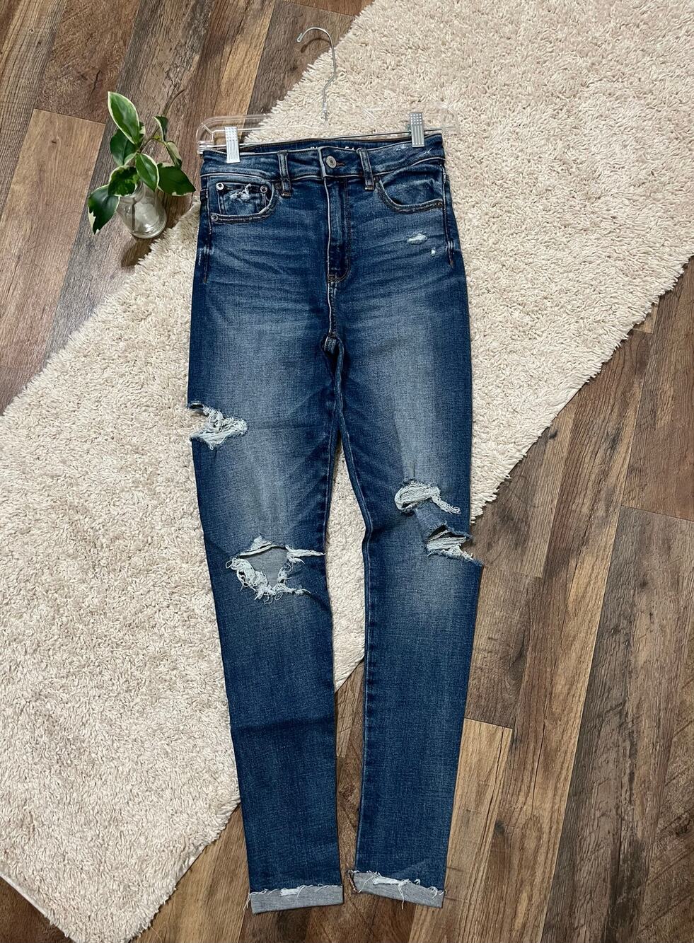 American Eagle 2 Regular Super Stretch High-Rise Distressed Jegging Skinny Jeans